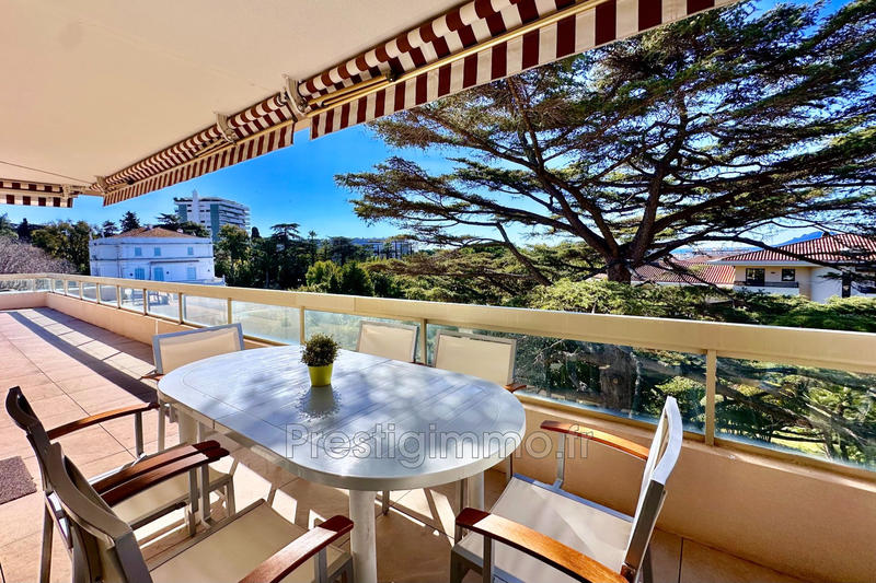 Appartement - 95 m² - 3 pièces