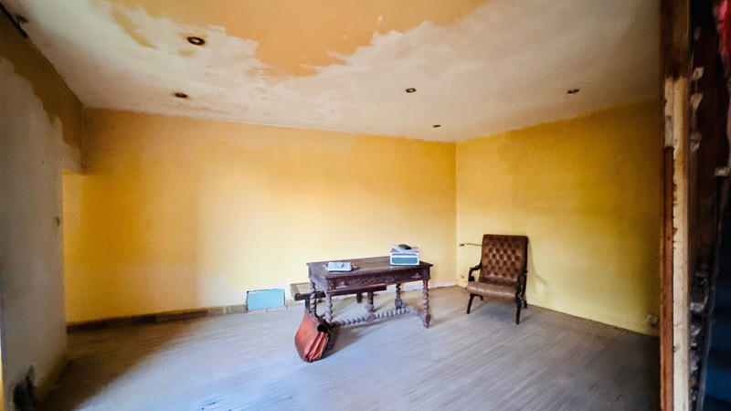 Maison - 85 m² - 5 pièces