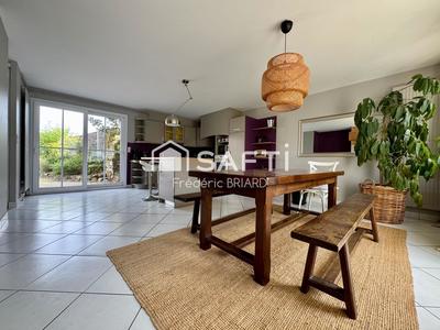 Maison - 149 m² - 8 pièces