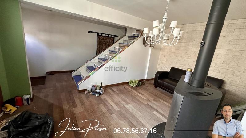 Maison - 205 m² - 5 pièces