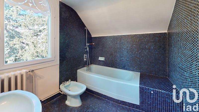 Maison de maîtres - 188 m² - 8 pièces