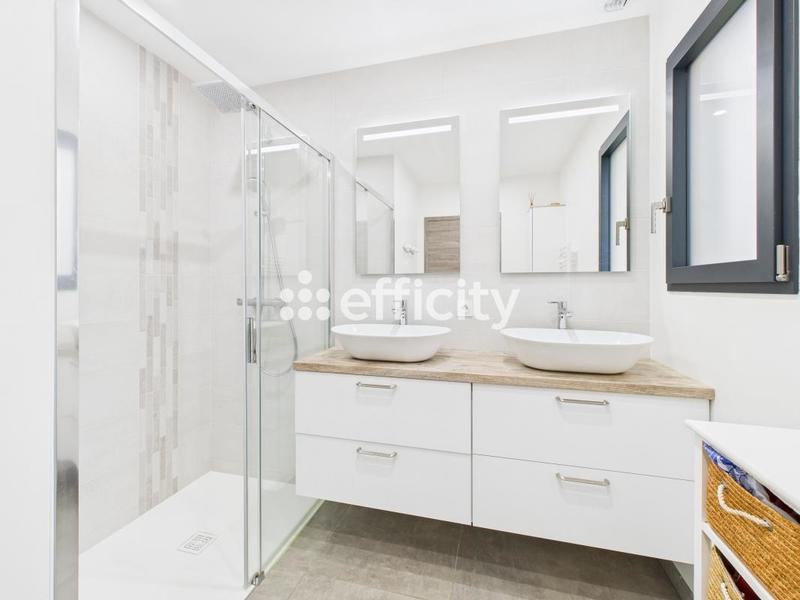 Maison - 142 m² - 5 pièces