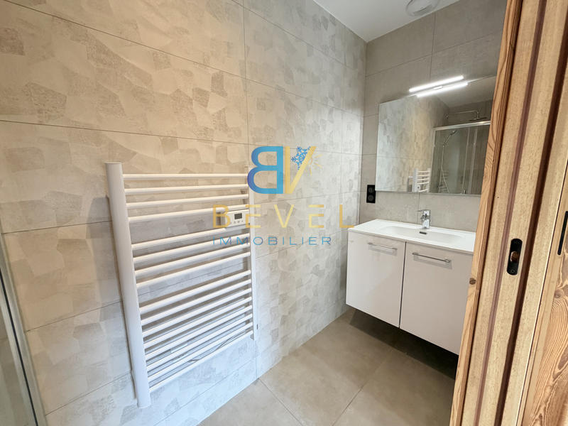 Appartement - 88 m² - 4 pièces