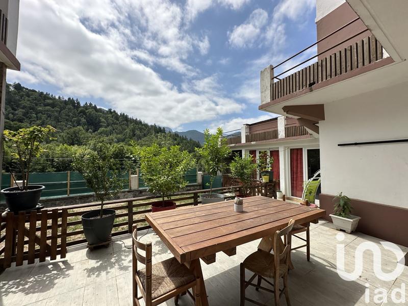 Maison de village - 241 m² - 10 pièces