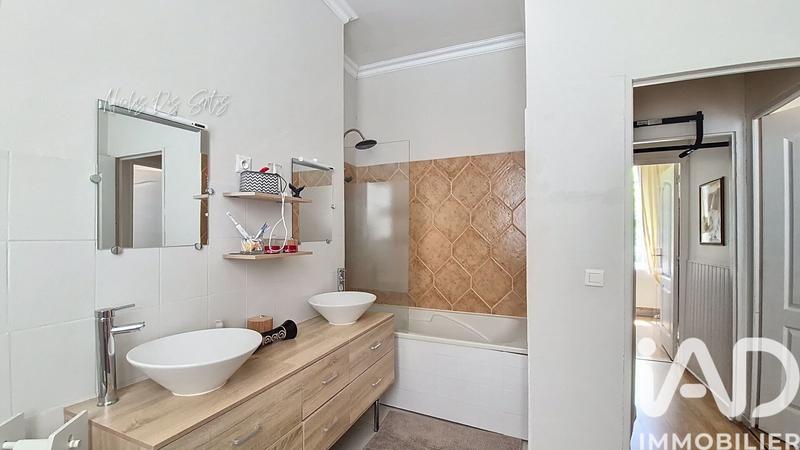 Appartement - 75 m² - 4 pièces