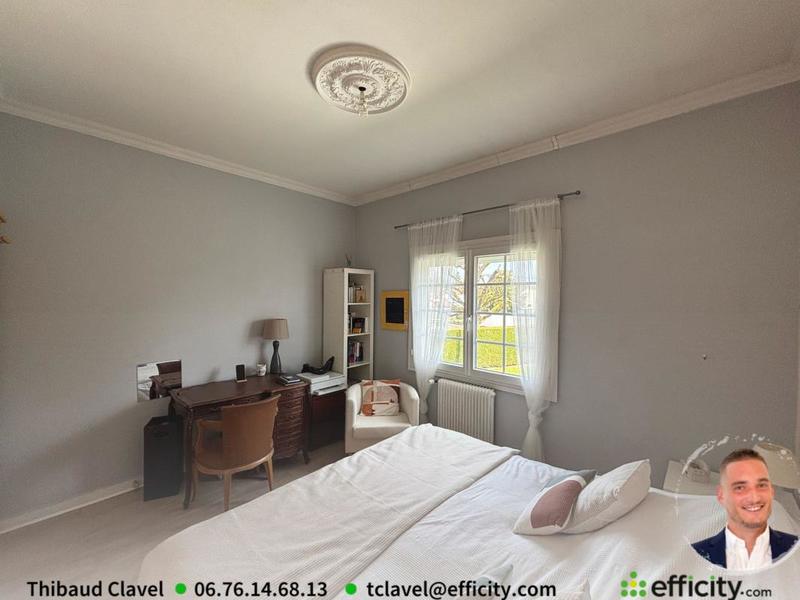 Pavillon - 133 m² - 7 pièces