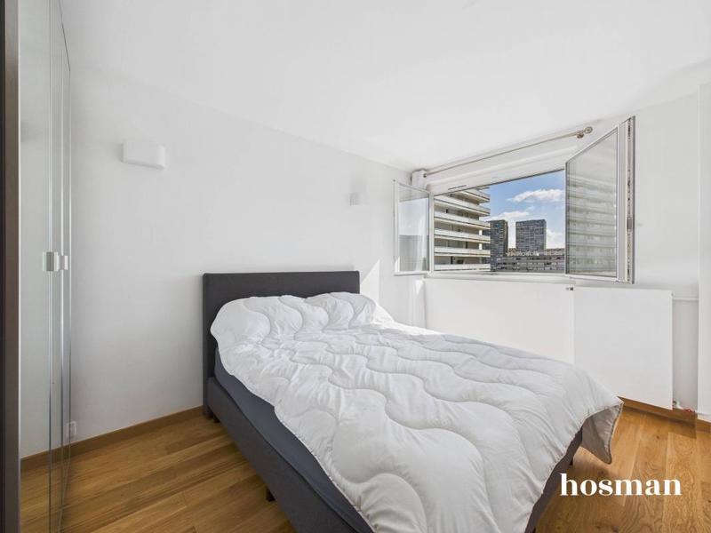 Appartement - 90 m² - 4 pièces