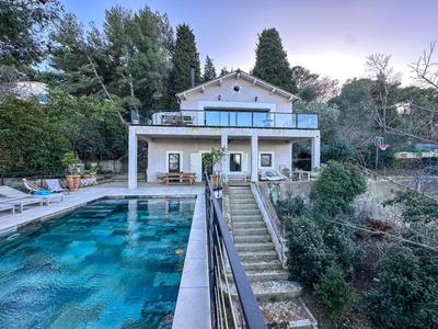 Maison - 140 m² - 4 pièces