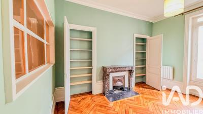 Appartement - 85 m² - 3 pièces