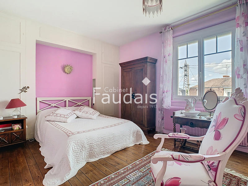 Maison - 168 m² - 7 pièces