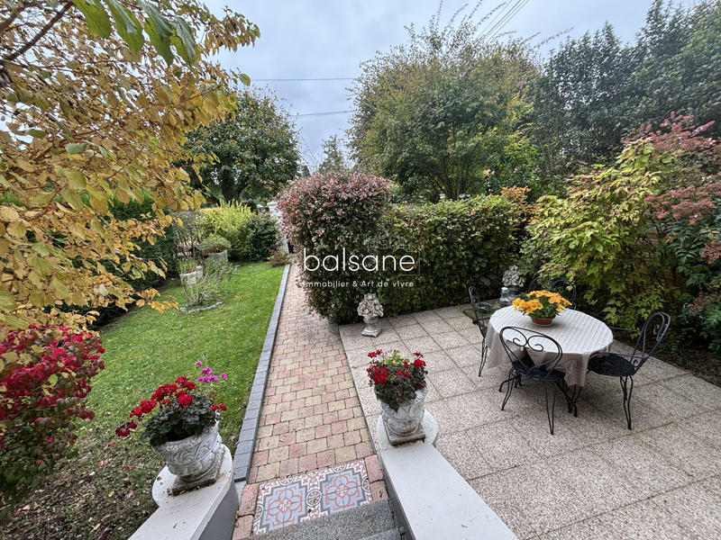 Maison - 180 m² - 8 pièces