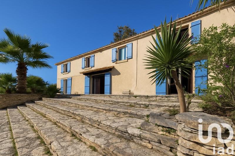 Maison - 195 m² - 7 pièces