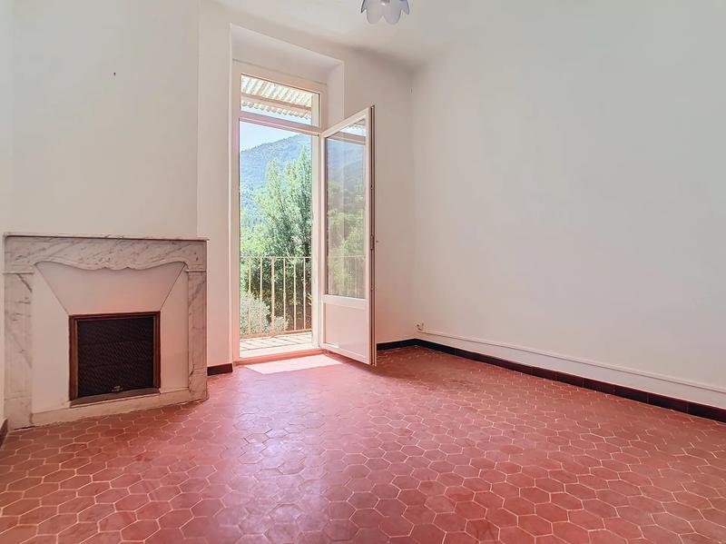 Appartement - 65 m² - 4 pièces