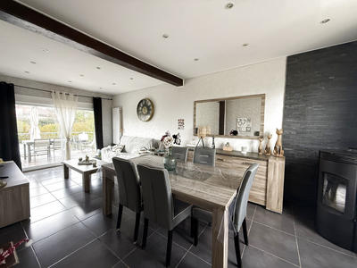 Maison - 105 m² - 7 pièces