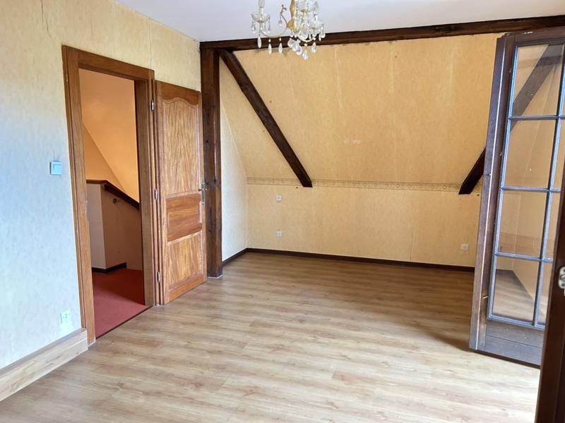 Maison - 95 m² - 5 pièces