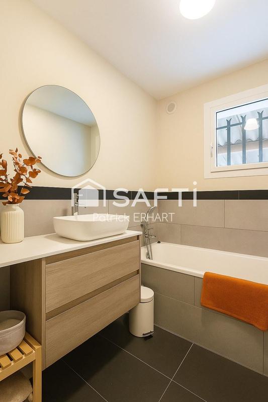 Maison - 185 m² - 7 pièces