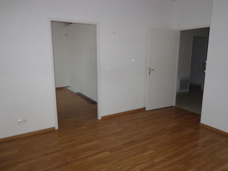 Bureau - 49 m² - 4 pièces