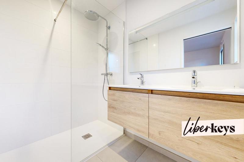 Maison - 138 m² - 6 pièces