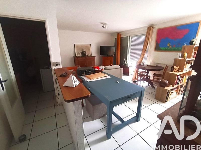 Maison - 92 m² - 5 pièces