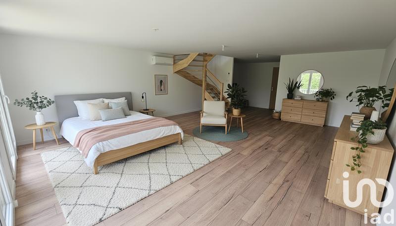 Maison - 150 m² - 5 pièces