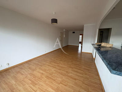 Appartement - 70 m² - 3 pièces