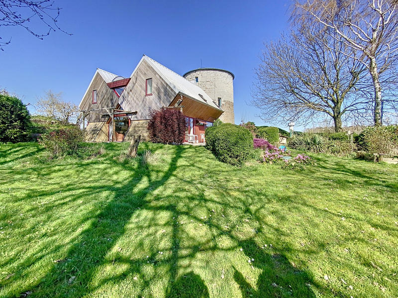 Maison - 177 m² - 7 pièces