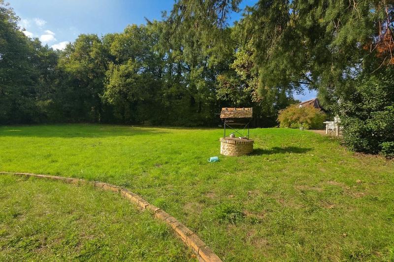 Maison - 213 m² - 7 pièces