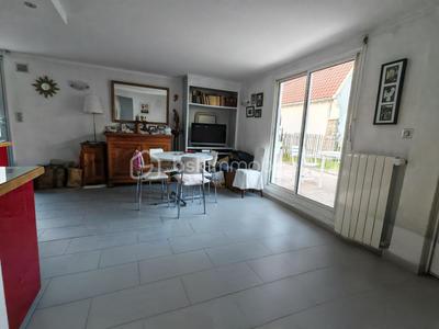Maison traditionnelle - 81 m² - 5 pièces