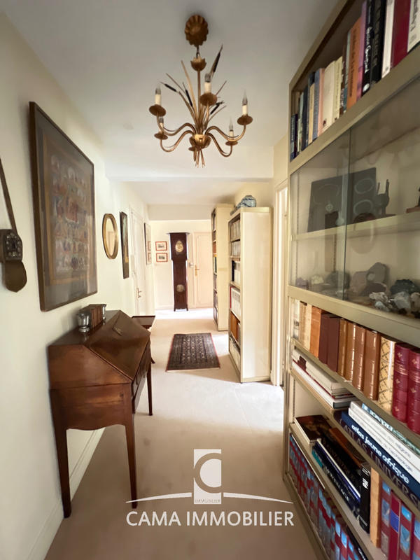 Appartement - 139 m² - 6 pièces