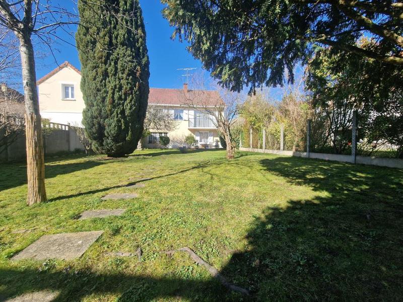 Maison - 75 m² - 4 pièces