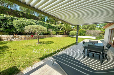 Maison - 138 m² - 5 pièces