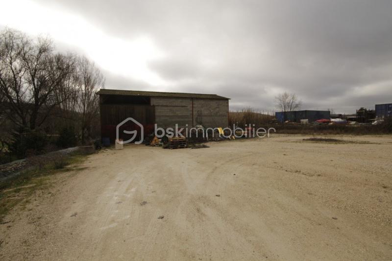 Immeuble - 100 m² - 1 pièce