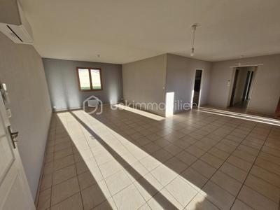 Maison traditionnelle - 108 m² - 5 pièces