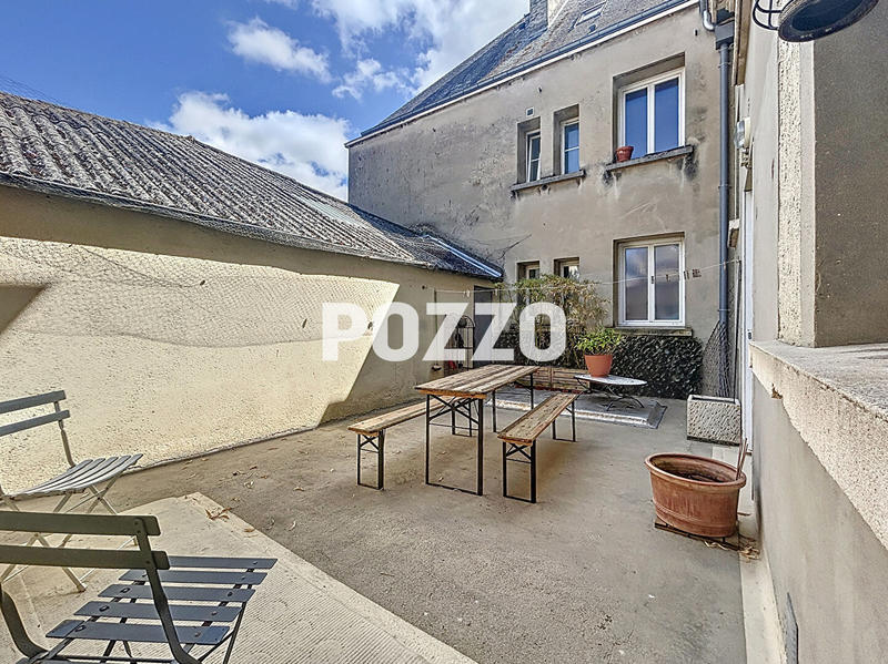 Appartement - 65 m² - 2 pièces