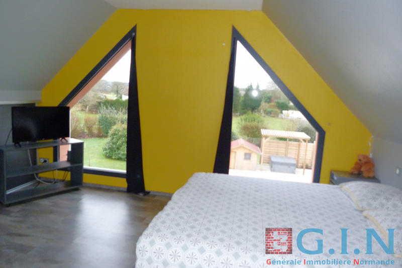 Maison - 213 m² - 10 pièces