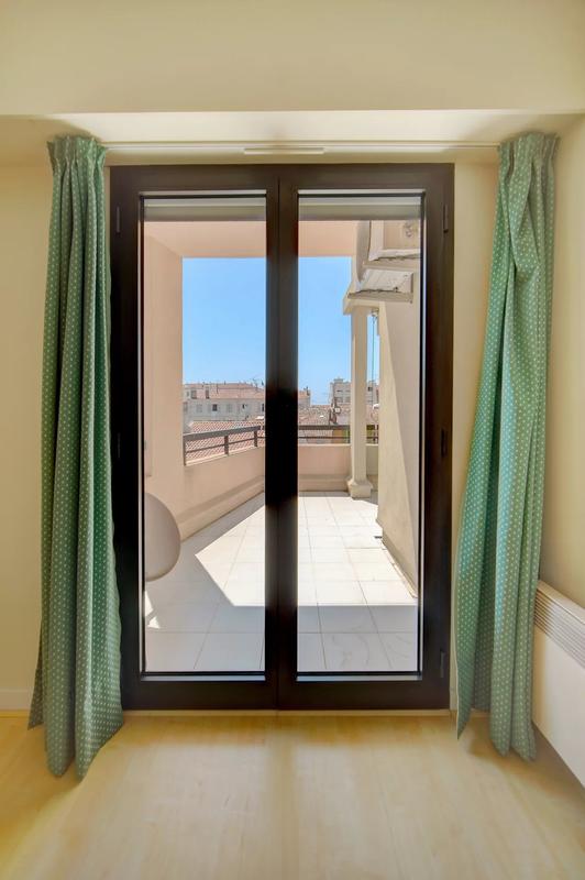 Appartement - 86 m² - 4 pièces