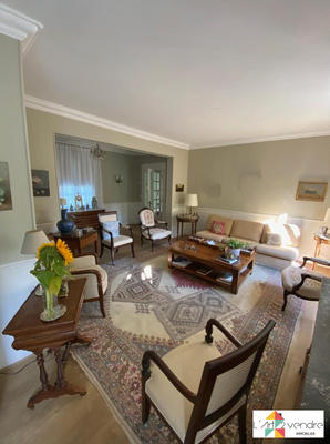 Maison - 188 m² - 8 pièces