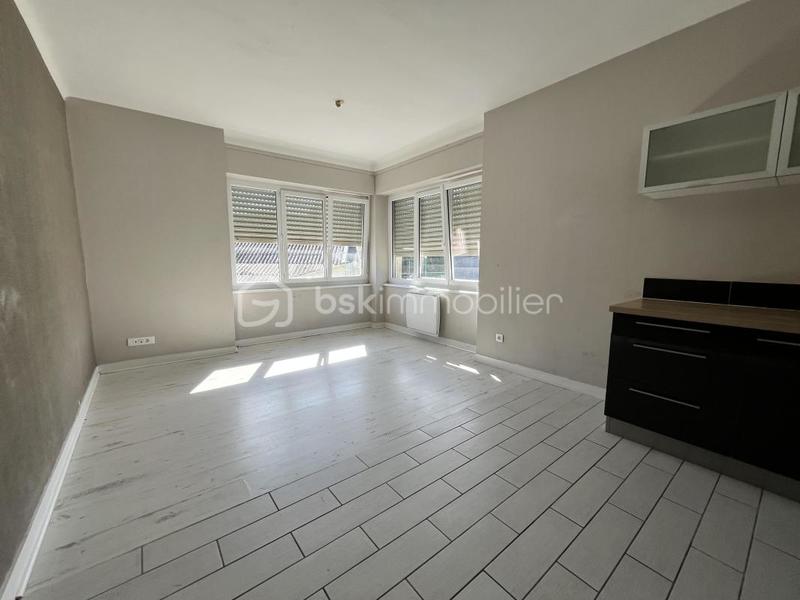 Immeuble - 90 m² - 6 pièces