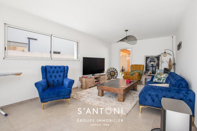 Maison - 100 m² - 5 pièces