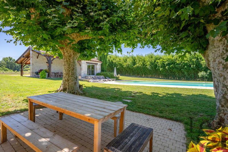 Maison - 500 m² - 12 pièces