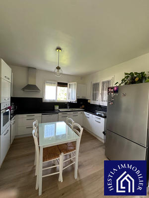 Maison - 120 m² - 4 pièces