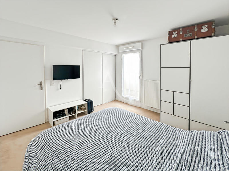 Appartement - 97 m² - 5 pièces