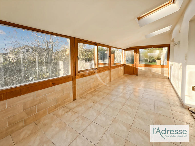 Maison - 110 m² - 6 pièces