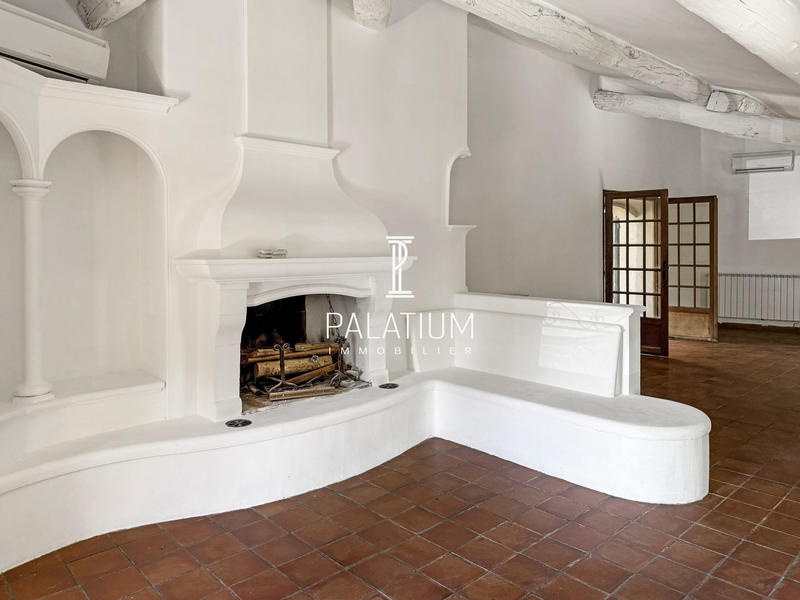 Bastide - 250 m² - 8 pièces