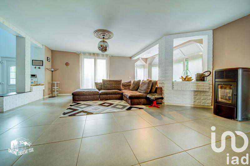 Maison - 230 m² - 7 pièces