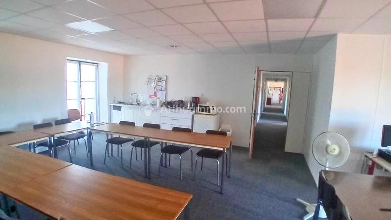 Bureau - 252 m² - 8 pièces