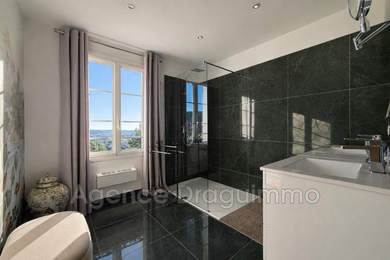 Maison - 152 m² - 6 pièces