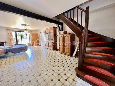 Pavillon - 179 m² - 7 pièces