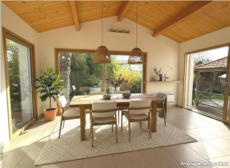 Maison - 137 m² - 6 pièces