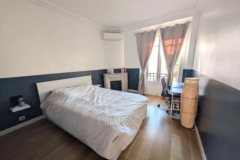 Appartement - 95 m² - 4 pièces